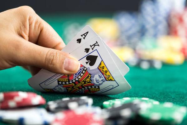 Exploring the Benefits of Using an online casino Singapore